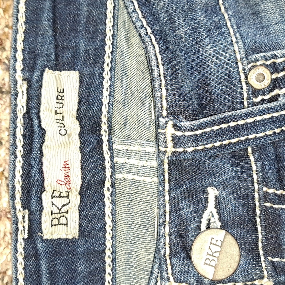 BKE denim CULTURE, size 29 cropped jeans - Picture 2 of 5
